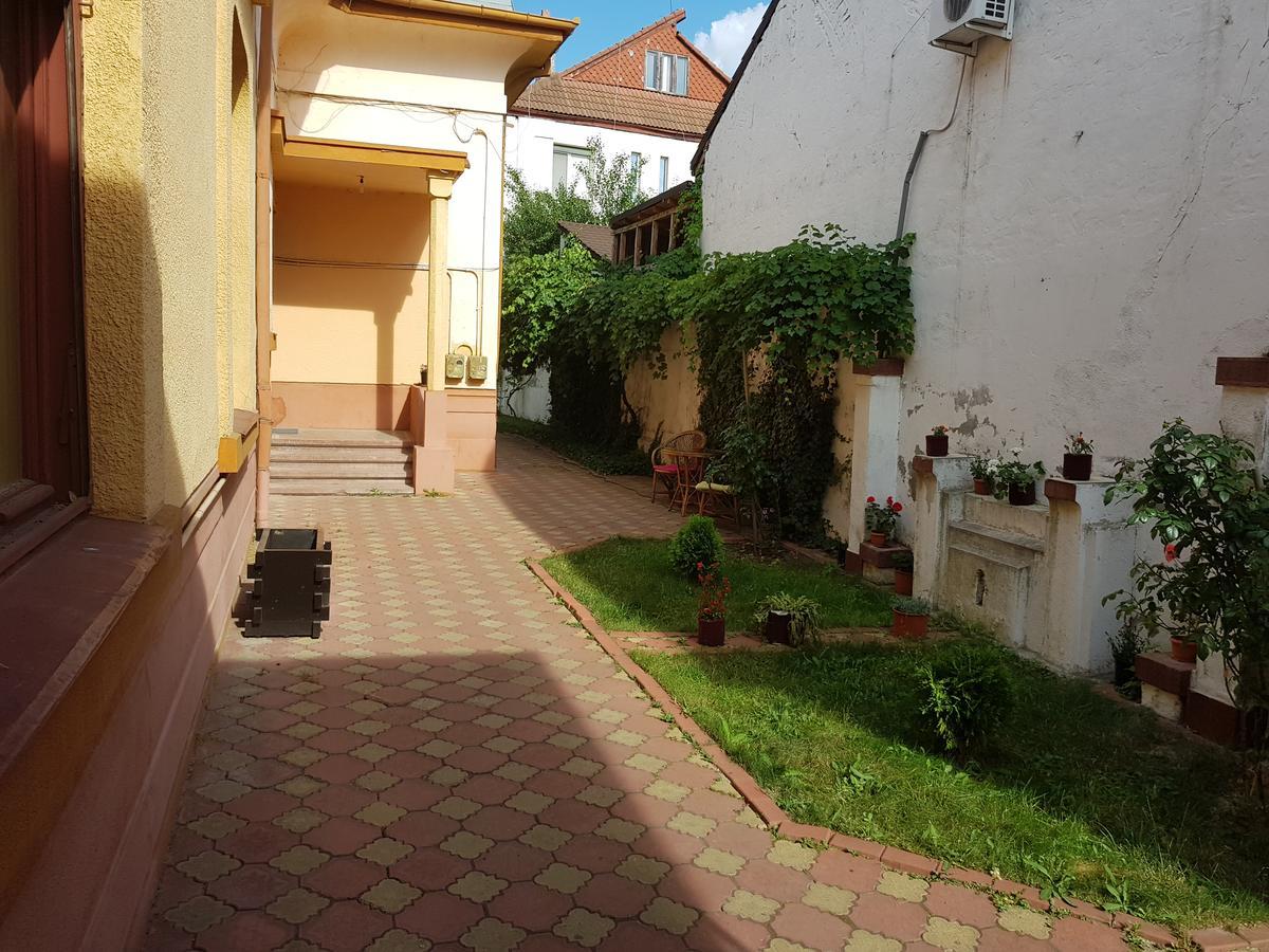 Casa Boiereasca Pansiyon Craiova Dış mekan fotoğraf