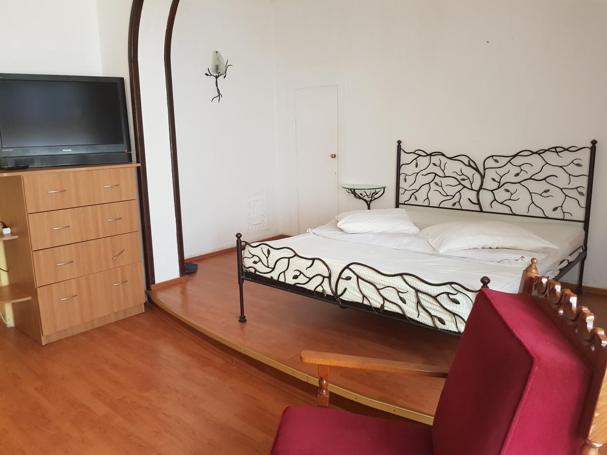 Casa Boiereasca Pansiyon Craiova Dış mekan fotoğraf