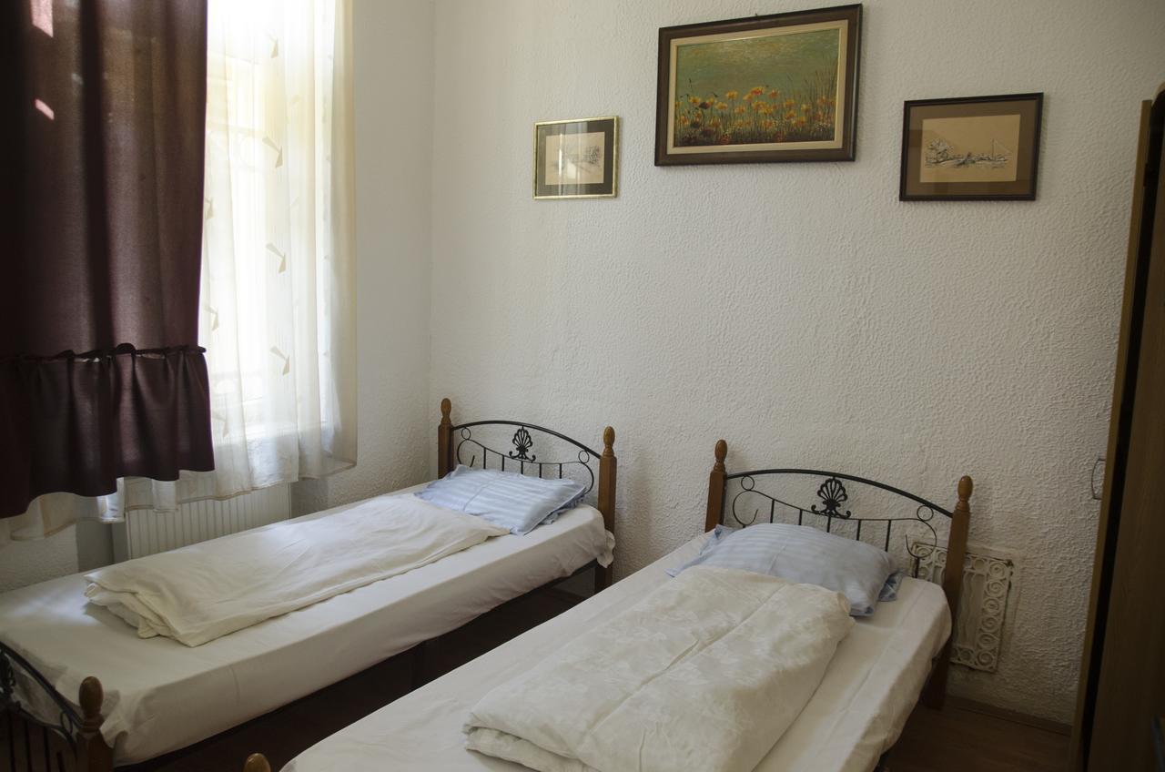 Casa Boiereasca Pansiyon Craiova Dış mekan fotoğraf