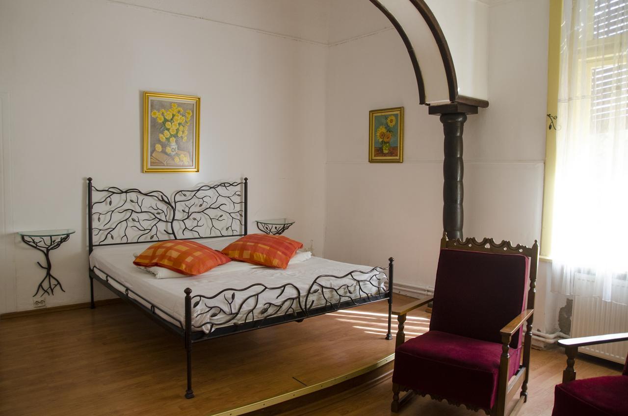 Casa Boiereasca Pansiyon Craiova Dış mekan fotoğraf